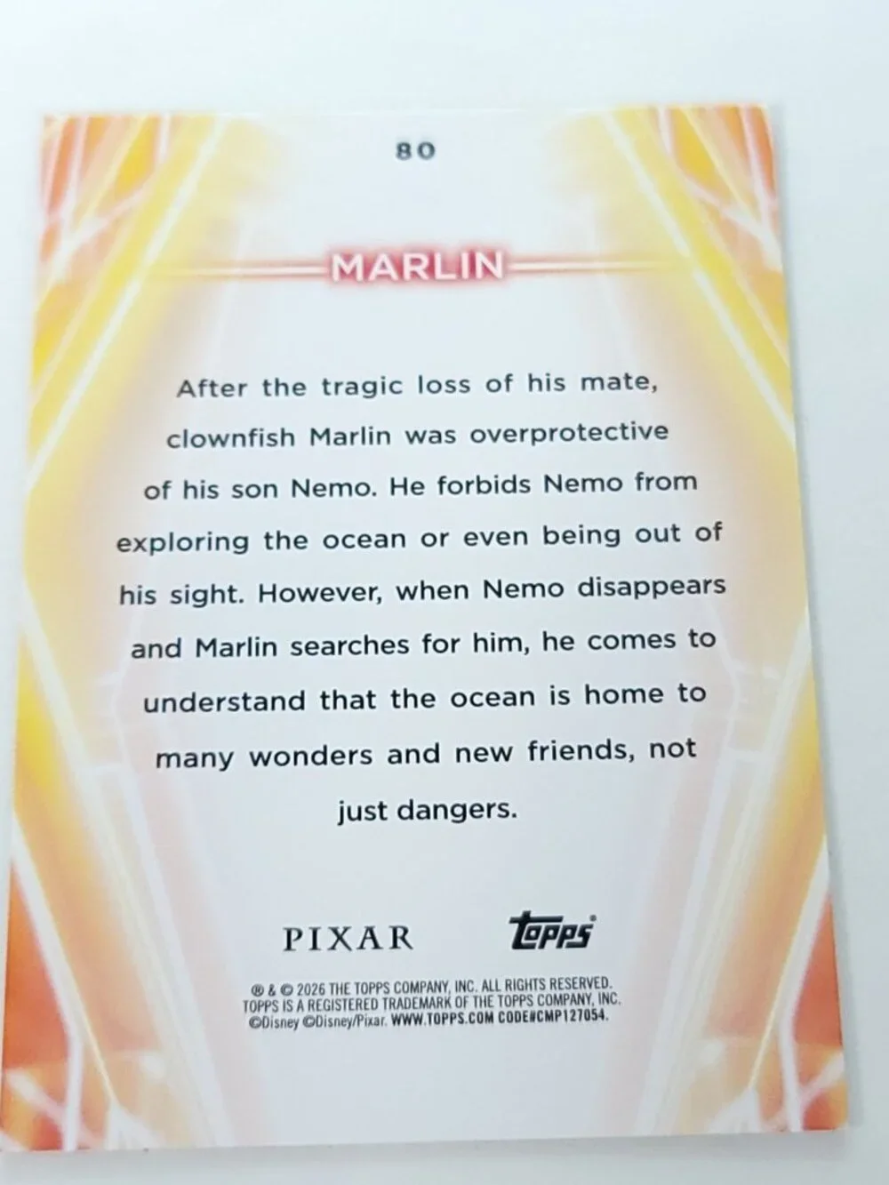 Marlin Topps 2026 Disney Neon Holo Parallel Refractor Limited 031/199 - Picture 4 of 4